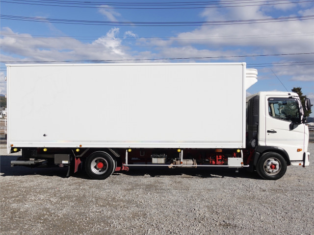 日野 レンジャー 中型 冷蔵冷凍バン 2KG-FC2ABG(98557) 10枚目