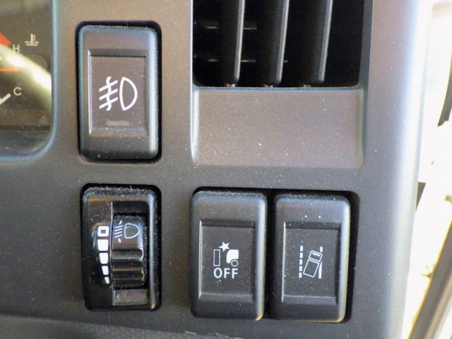 いすゞ エルフ 小型 平ボディ 2RG-NPR88AR(98556) 18枚目