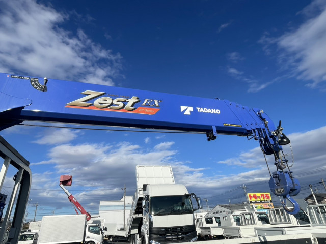 いすゞ エルフ 小型 平ボディ（クレーン付） 2RG-NKR88R(98558) 19枚目