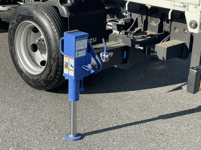 いすゞ エルフ 小型 平ボディ（クレーン付） 2RG-NKR88R(98558) 23枚目