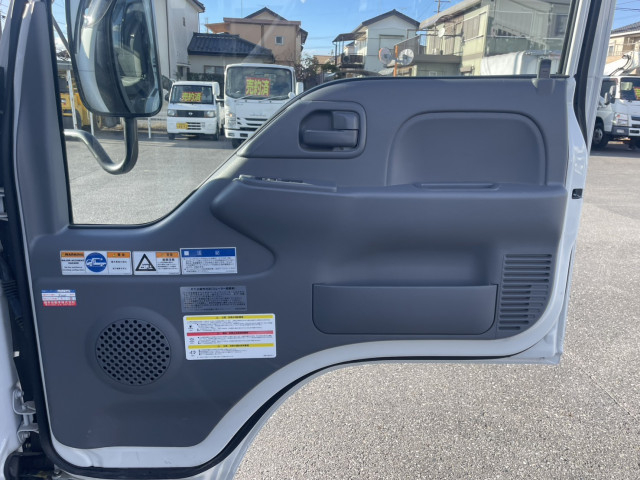 いすゞ エルフ 小型 平ボディ（クレーン付） 2RG-NKR88R(98558) 27枚目