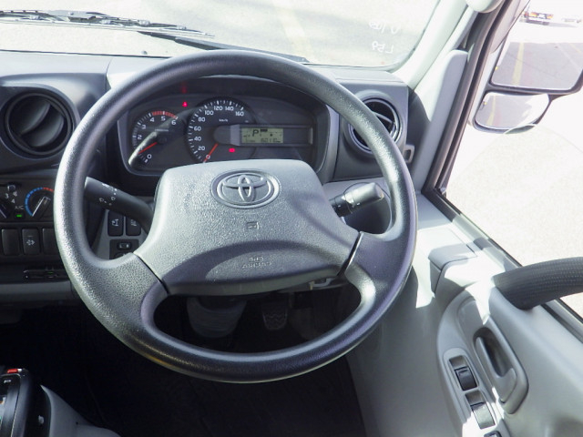 トヨタ ダイナ 小型 バン LDF-KDY231(98563) 45枚目
