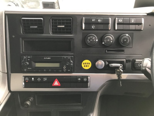 三菱ふそう スーパーグレート 大型 粉粒体運搬車 2PG-FU70GY(98565) 9枚目