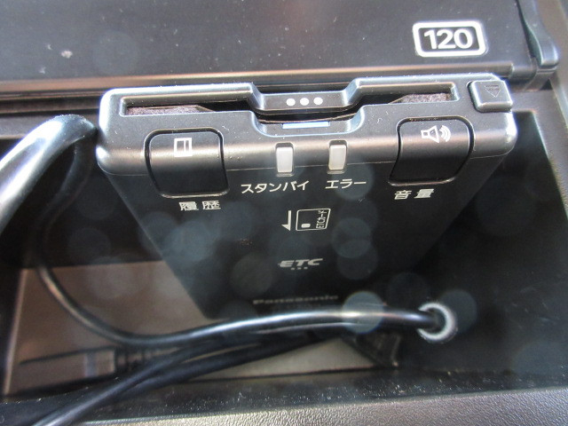 いすゞ フォワード 中型 ウィング 2RG-FRR90T2(98564) 23枚目