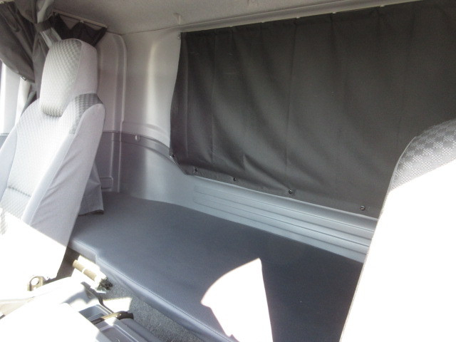 いすゞ フォワード 中型 ウィング 2RG-FRR90T2(98564) 27枚目