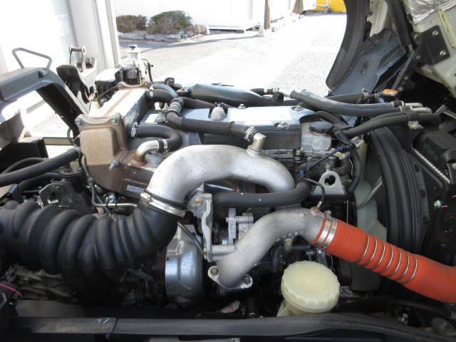 いすゞ フォワード 中型 ウィング 2RG-FRR90T2(98564) 31枚目