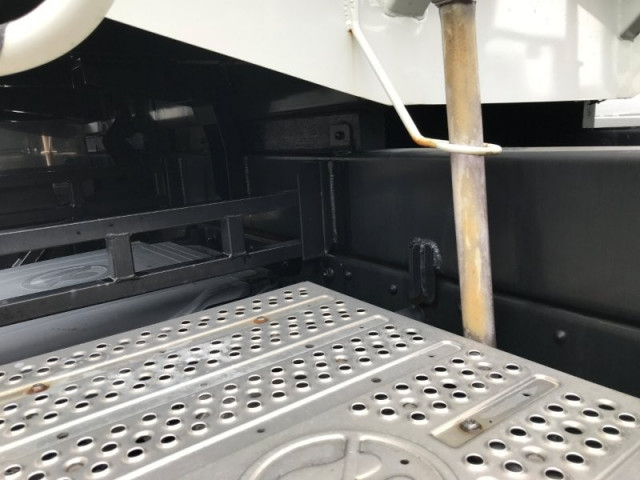 三菱ふそう スーパーグレート 大型 粉粒体運搬車 2PG-FU70GY(98565) 20枚目