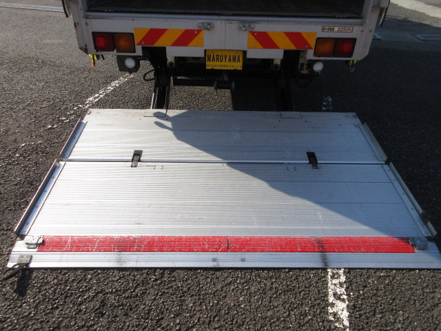 いすゞ フォワード 中型 ウィング 2RG-FRR90T2(98564) 37枚目