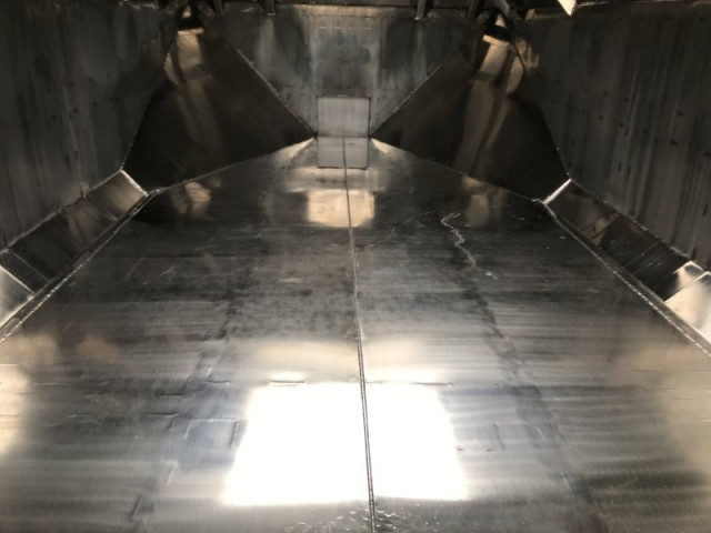 三菱ふそう スーパーグレート 大型 粉粒体運搬車 2PG-FU70GY(98565) 28枚目