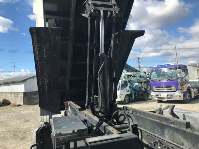 三菱ふそう スーパーグレート 大型 粉粒体運搬車 2PG-FU70GY(98565) 31枚目