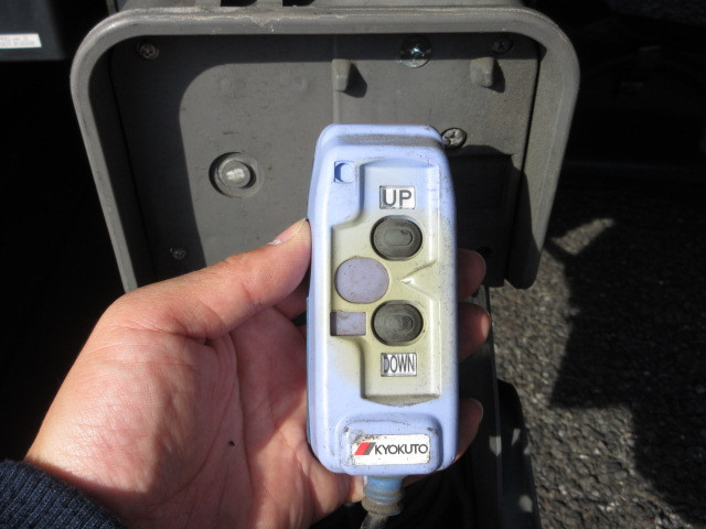 いすゞ フォワード 中型 ウィング 2RG-FRR90T2(98564) 44枚目