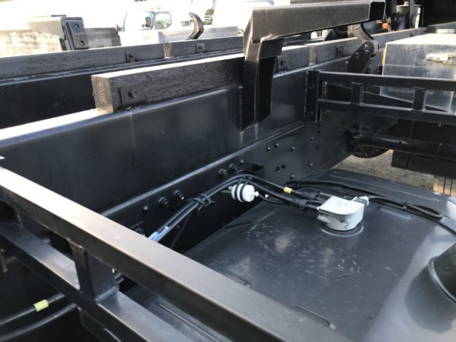 三菱ふそう スーパーグレート 大型 粉粒体運搬車 2PG-FU70GY(98565) 44枚目