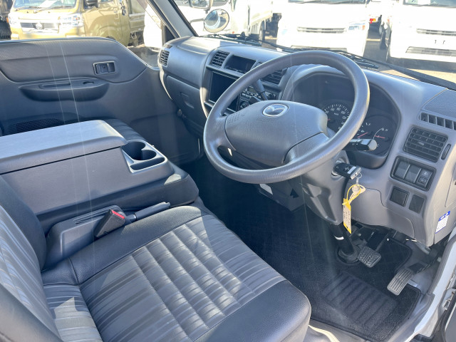 マツダ ボンゴ 小型 平ボディ DBF-SLP2T(98568) 13枚目