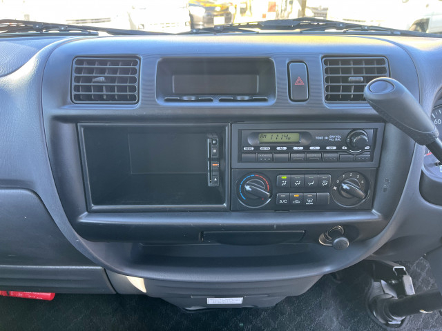 マツダ ボンゴ 小型 平ボディ DBF-SLP2T(98568) 18枚目