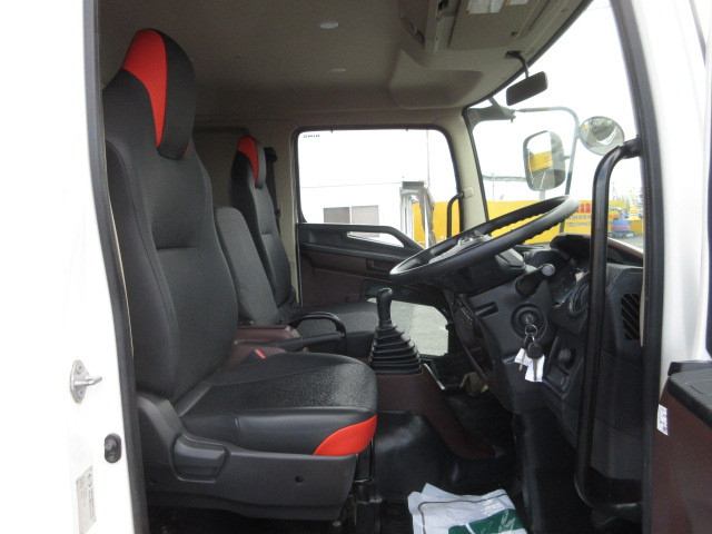 日野 レンジャー 中型 平ボディ（クレーン付） 2KG-FD2ABA(98571) 16枚目