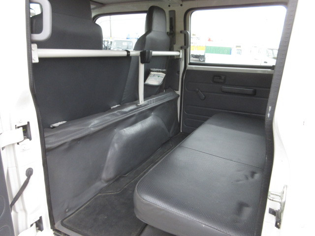 いすゞ エルフ 小型 Wキャブ TRG-NJS85A(98573) 25枚目