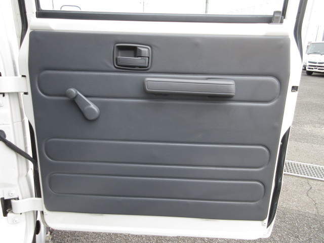 いすゞ エルフ 小型 Wキャブ TRG-NJS85A(98573) 27枚目