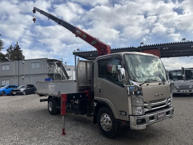 いすゞ エルフ 小型 平ボディ（クレーン付） 2RG-NPR88YN(98576) 2枚目