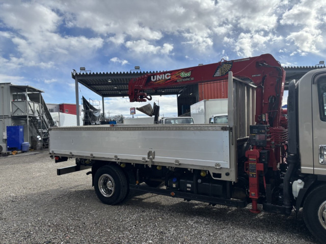 いすゞ エルフ 小型 平ボディ（クレーン付） 2RG-NPR88YN(98576) 6枚目