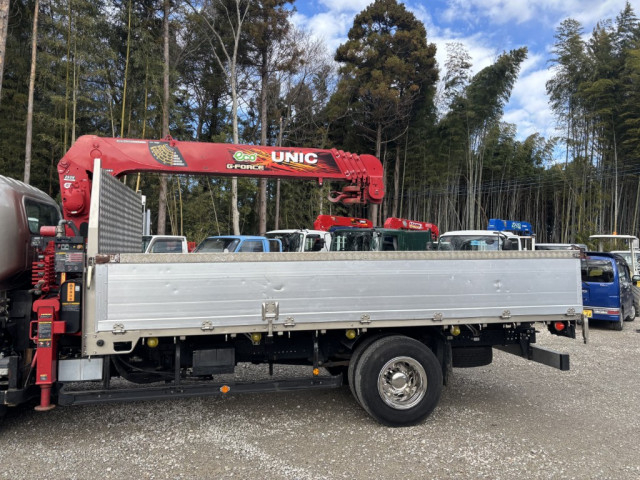 いすゞ エルフ 小型 平ボディ（クレーン付） 2RG-NPR88YN(98576) 7枚目