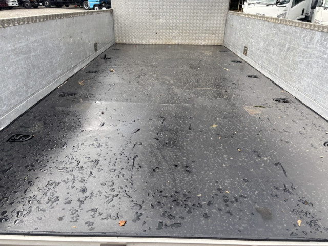 いすゞ エルフ 小型 平ボディ（クレーン付） 2RG-NPR88YN(98576) 12枚目