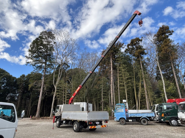 いすゞ エルフ 小型 平ボディ（クレーン付） 2RG-NPR88YN(98576) 15枚目