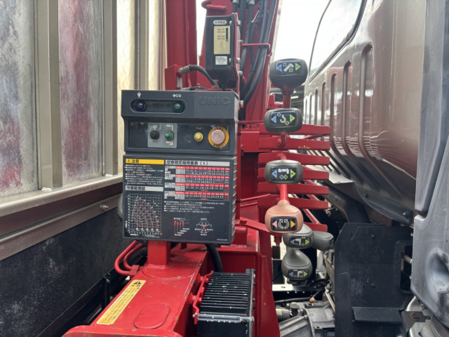 いすゞ エルフ 小型 平ボディ（クレーン付） 2RG-NPR88YN(98576) 20枚目