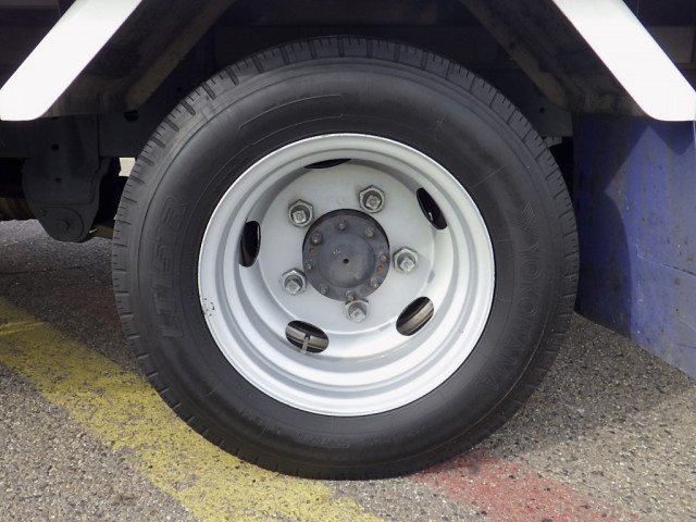 トヨタ ダイナ 小型 冷蔵冷凍バン TKG-XZU645(98583) 18枚目