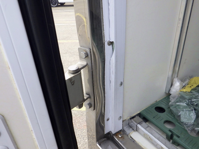 トヨタ ダイナ 小型 冷蔵冷凍バン TKG-XZU645(98583) 30枚目