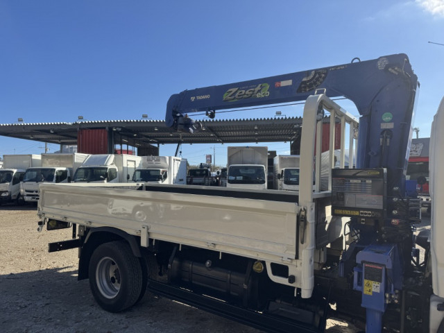 トヨタ ダイナ 小型 平ボディ（クレーン付） TKG-XZU650(98589) 6枚目