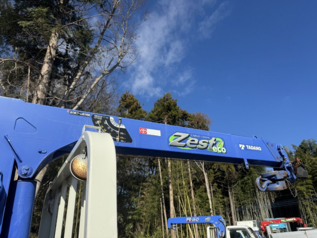 トヨタ ダイナ 小型 平ボディ（クレーン付） TKG-XZU650(98589) 14枚目