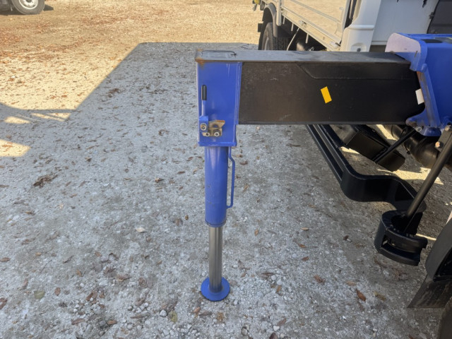 トヨタ ダイナ 小型 平ボディ（クレーン付） TKG-XZU650(98589) 17枚目