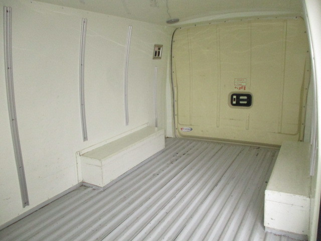 トヨタ ハイエース 小型 冷蔵冷凍バン LDF-KDH206V(98595) 5枚目