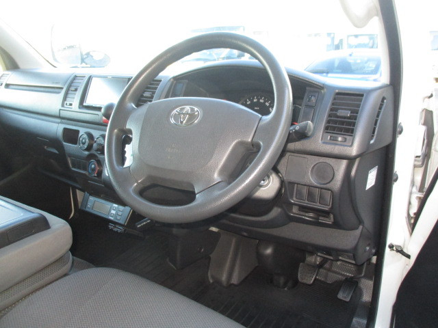 トヨタ ハイエース 小型 冷蔵冷凍バン LDF-KDH206V(98595) 13枚目
