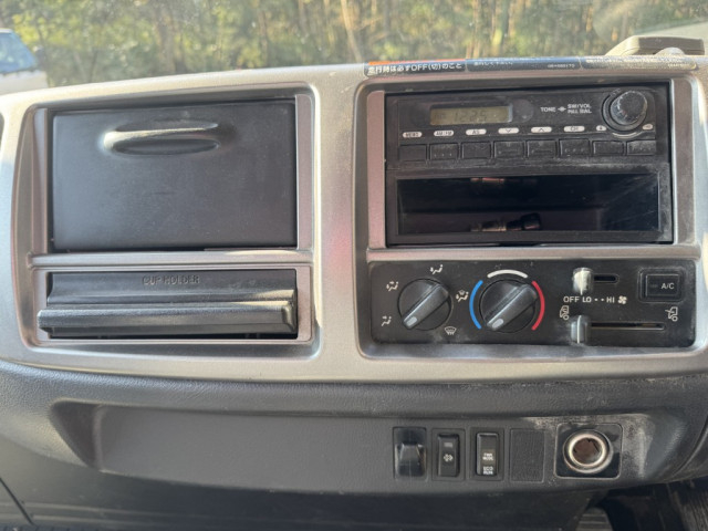 日野 レンジャー 中型 平ボディ（クレーン付） TKG-FC9JKAP(98597) 33枚目