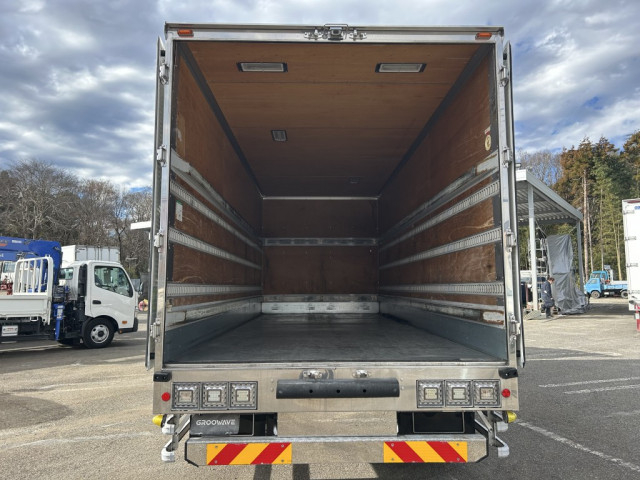 日野 レンジャー 中型 バン TKG-FD7JLAG(98600) 9枚目