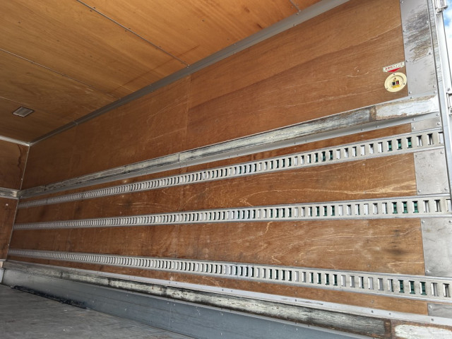 日野 レンジャー 中型 バン TKG-FD7JLAG(98600) 11枚目