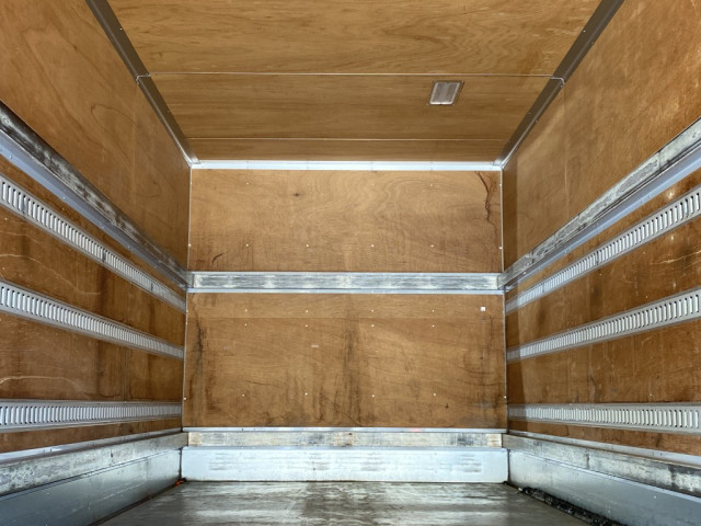 日野 レンジャー 中型 バン TKG-FD7JLAG(98600) 14枚目