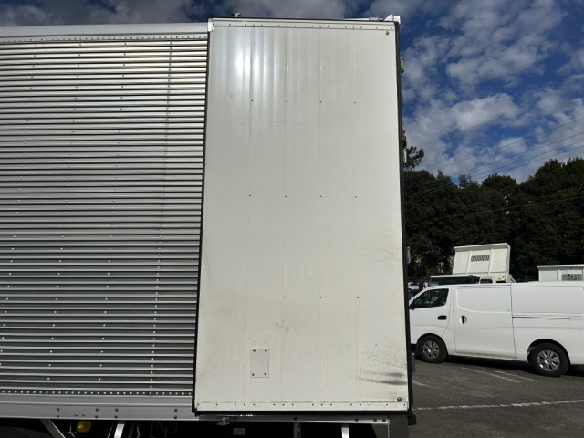 日野 レンジャー 中型 バン TKG-FD7JLAG(98600) 16枚目