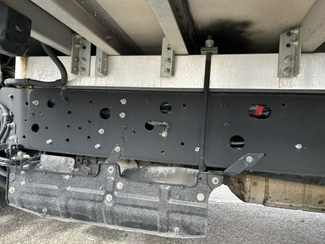 日野 レンジャー 中型 バン TKG-FD7JLAG(98600) 21枚目