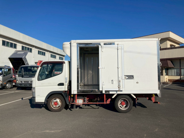 三菱ふそう キャンター 小型 冷蔵冷凍バン TPG-FEA20(98601) 7枚目
