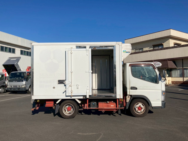 三菱ふそう キャンター 小型 冷蔵冷凍バン TPG-FEA20(98601) 11枚目