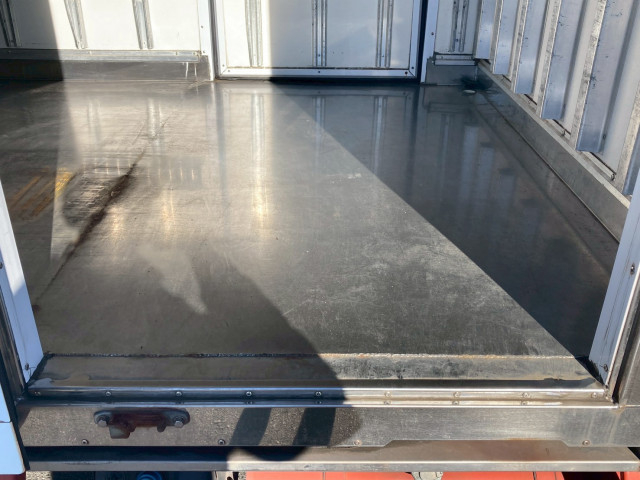 三菱ふそう キャンター 小型 冷蔵冷凍バン TPG-FEA20(98601) 13枚目