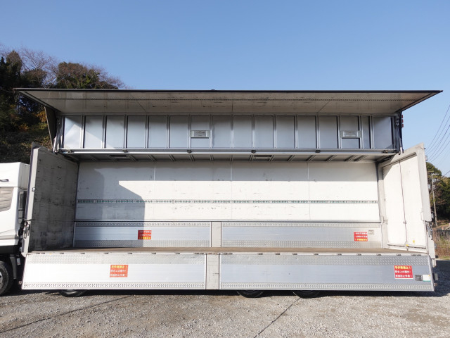 UDトラックス（日産） クオン 大型 ウィング QKG-CG5ZA(98602) 14枚目