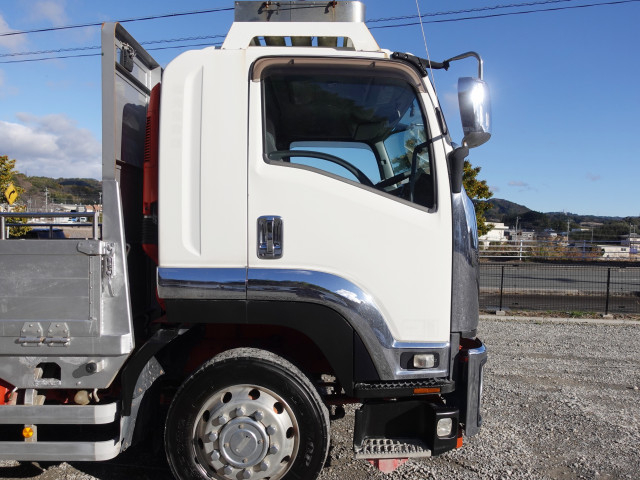 いすゞ フォワード 増トン 平ボディ QDG-FVZ34U2(98604) 7枚目