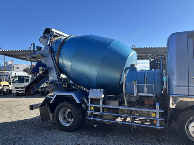 三菱ふそう ファイター 増トン ミキサー車 QKG-FK72FZ(98608) 6枚目