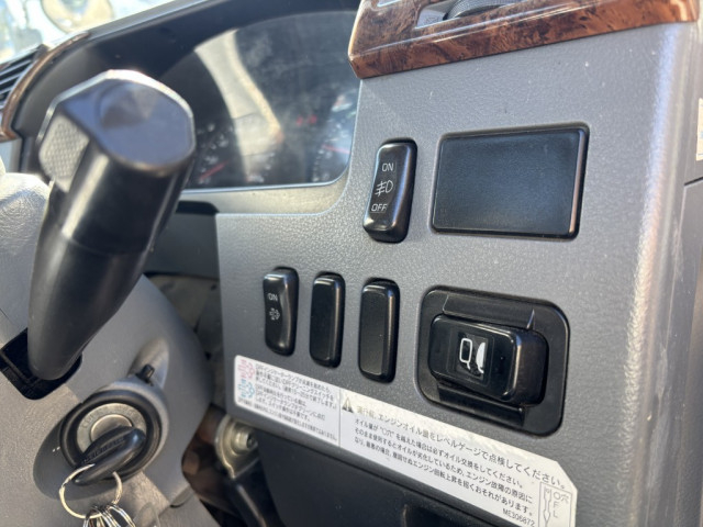 三菱ふそう ファイター 増トン ミキサー車 QKG-FK72FZ(98608) 31枚目