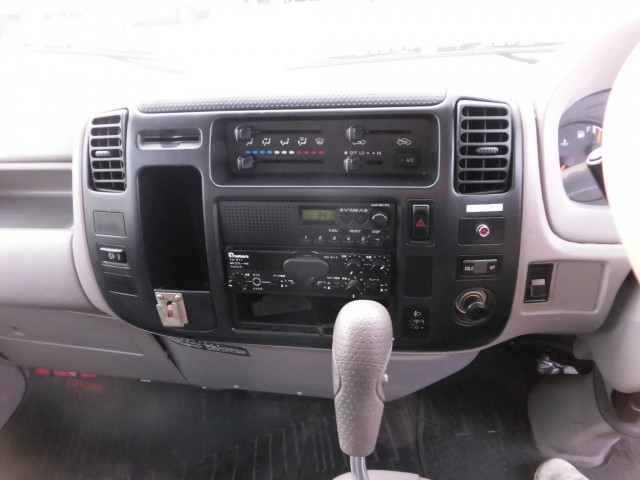 トヨタ ダイナ 小型 バン QDF-KDY231(98610) 28枚目