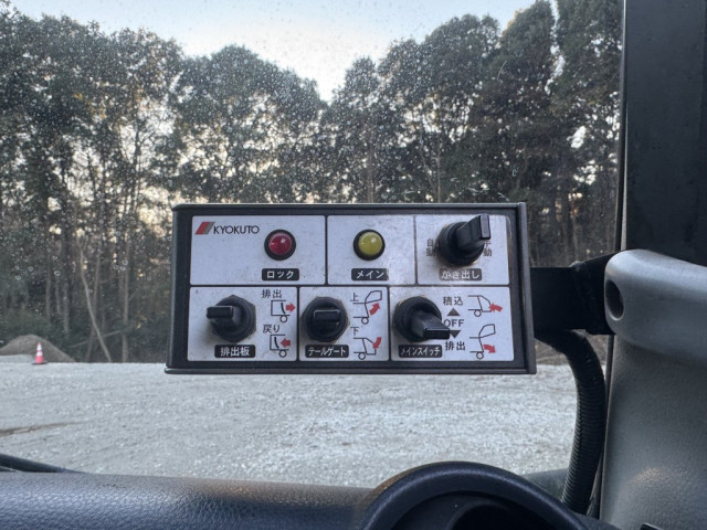 三菱ふそう キャンター 小型 塵芥車（プレス式） TKG-FEB90(98611) 35枚目