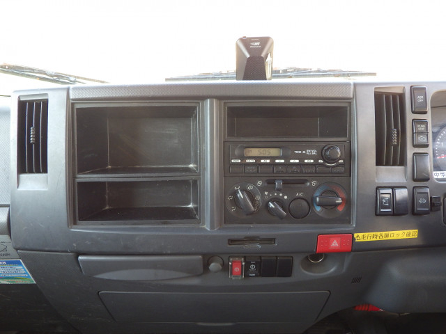 マツダ タイタン 小型 平ボディ TKG-LMR85N(98616) 9枚目